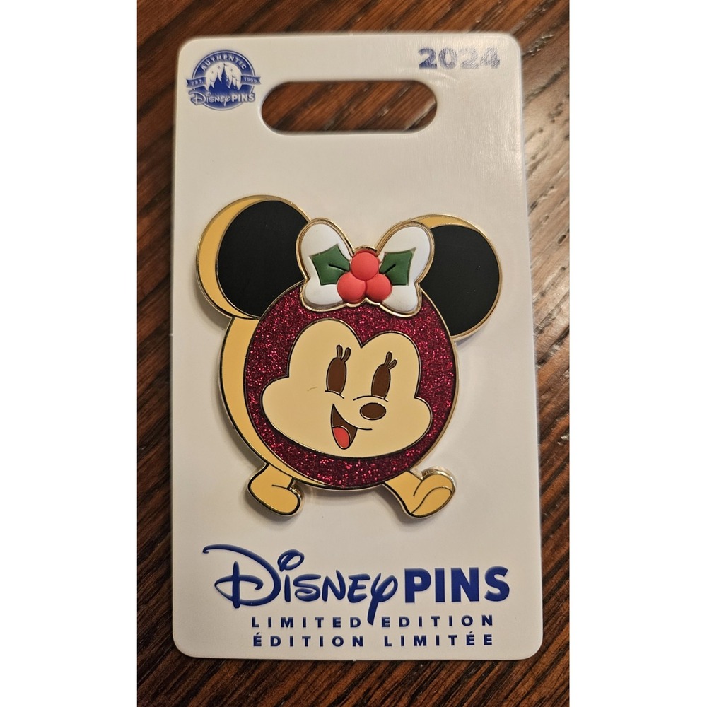 Disney Parks Pin 2024 Holiday Munchling Minnie Mouse